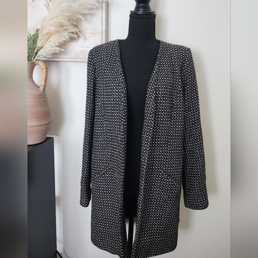 Halogen Womens Long Blazer Jacket Size M White and Black Preppy Chic